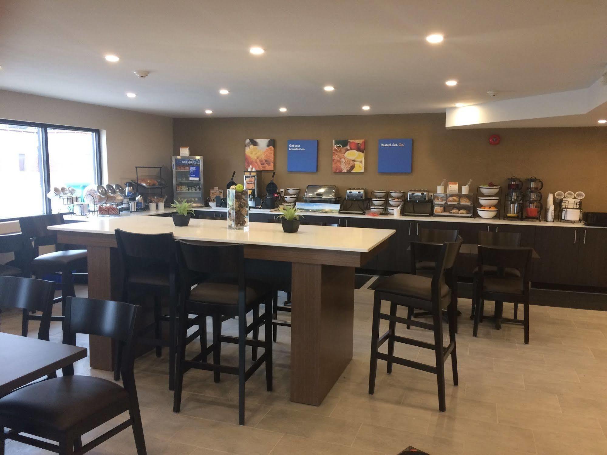 Comfort Inn Windsor Zewnętrze zdjęcie